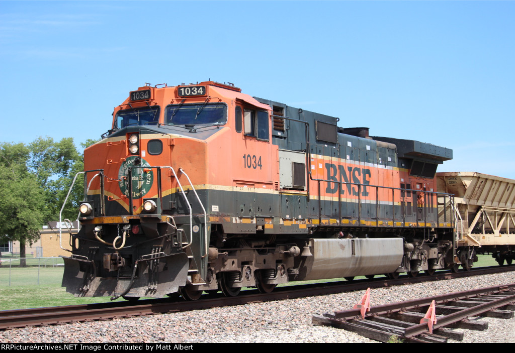 BNSF 1034 roster shot